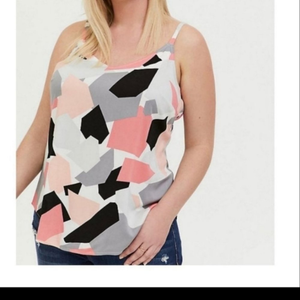 Torrid 3 geometric shapes adjustable tank SZ 4